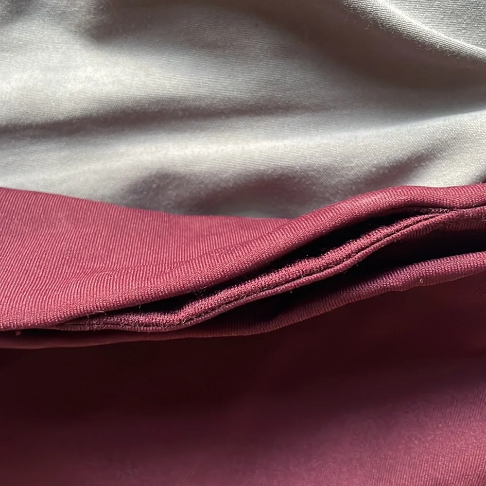 maroon lulu lemon leggings with pockets - Picture 5 of 5